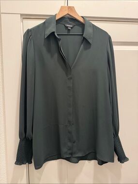 Express Women's Dark Forest Green Button-Front Blouse